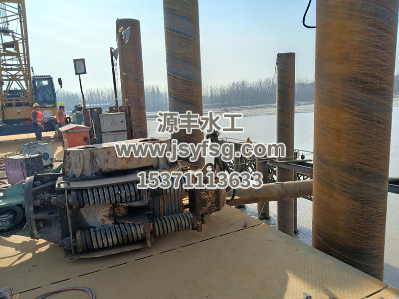 钢护筒与钢管桩平台施工