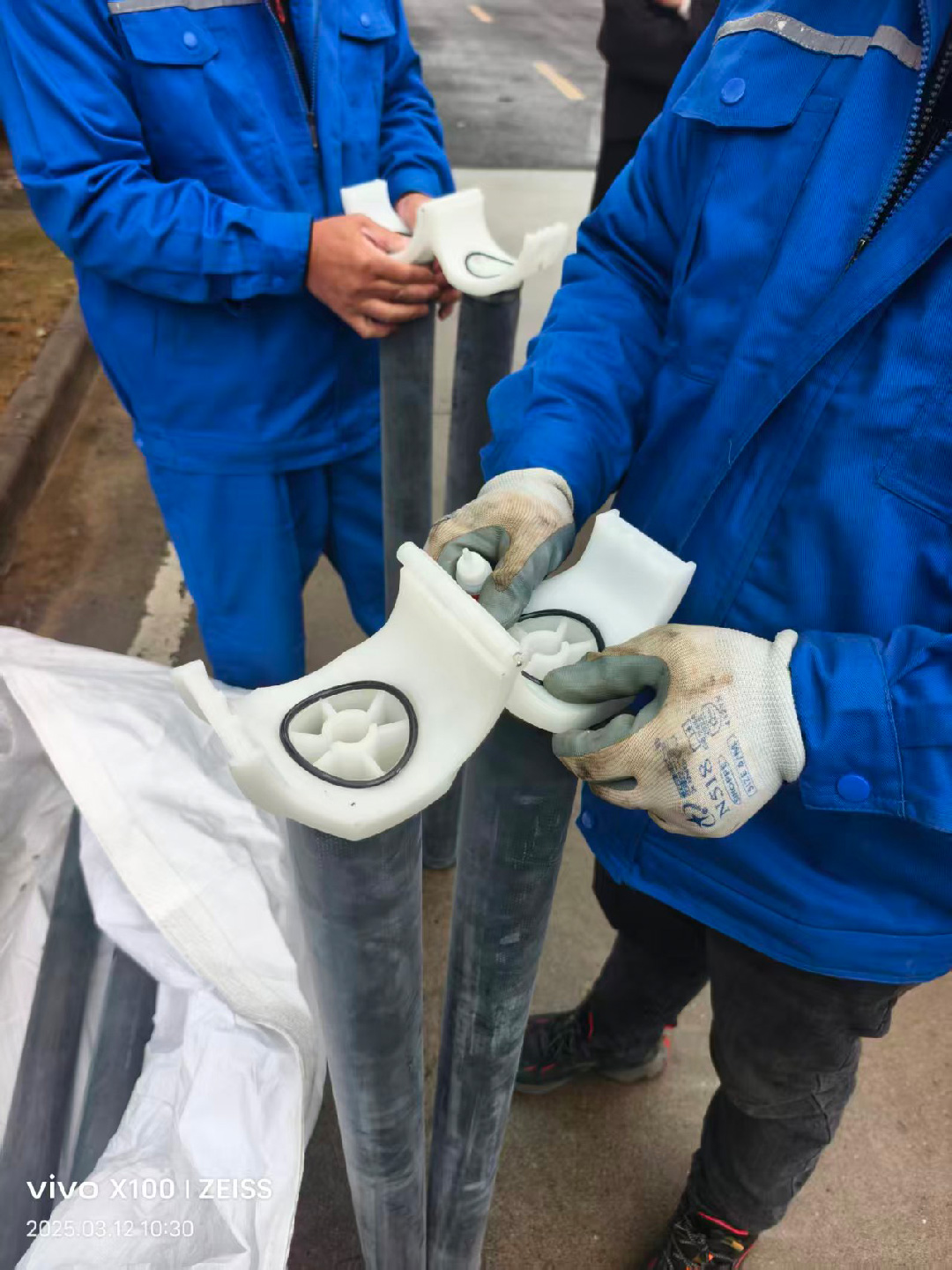 污水处理厂曝气管更换施工